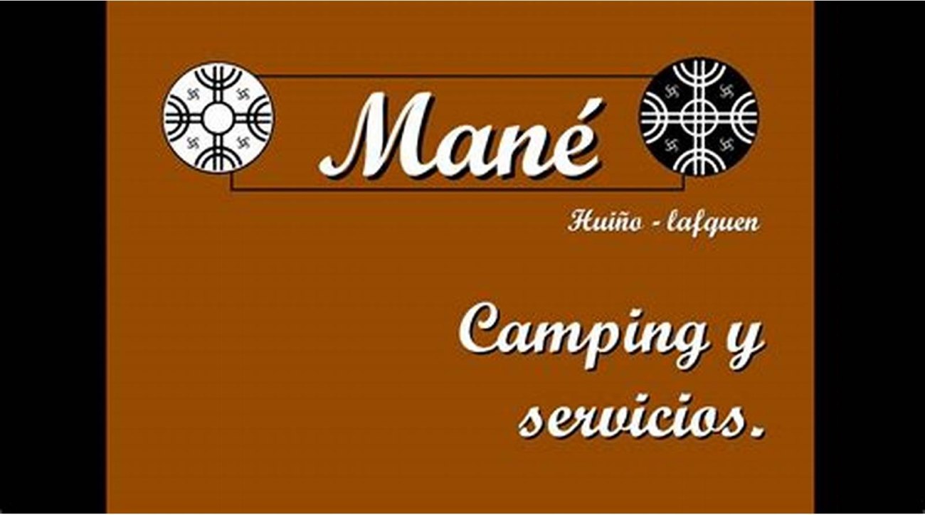Logo del camping: la palabra Mané entre dos motivos circulares, sobre fondo ocre, con la leyenda Huiño-lafquen, camping y servicios.