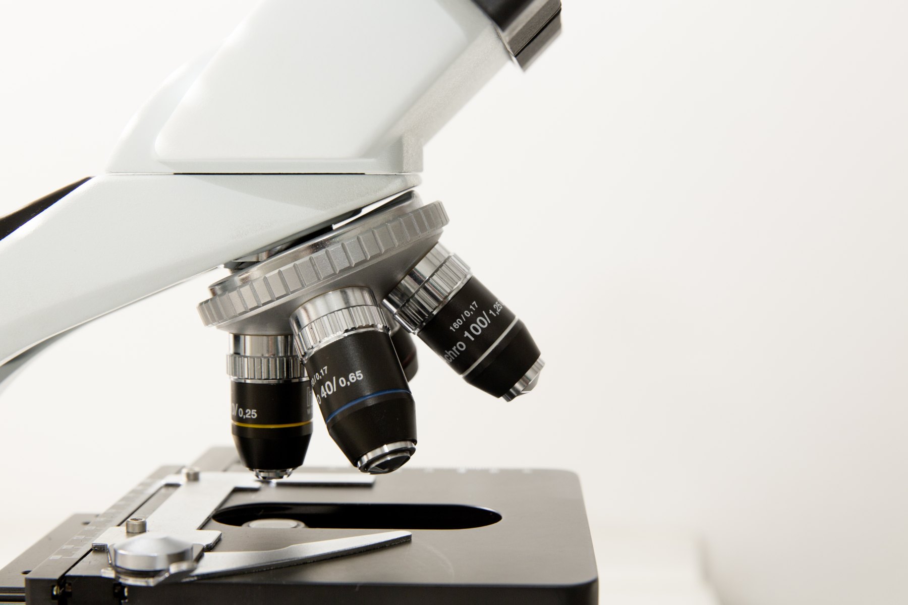 Microscopio de laboratorio