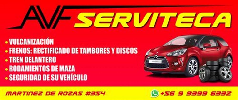 Aviso del taller con la lista de servicios y el teléfono.