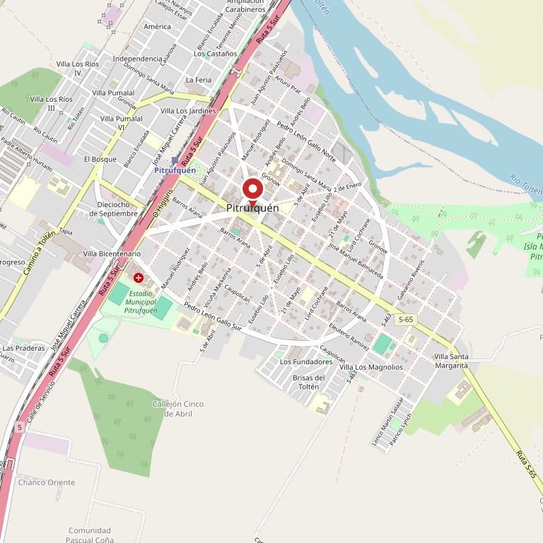 Mapa de Pitrufquén con el centro de la comuna marcado con un punto rojo, entre la Ruta 5 Sur y el río Toltén.